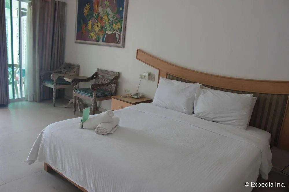Wild Orchid Beach Resort Olongapo 4*,  Philippines
