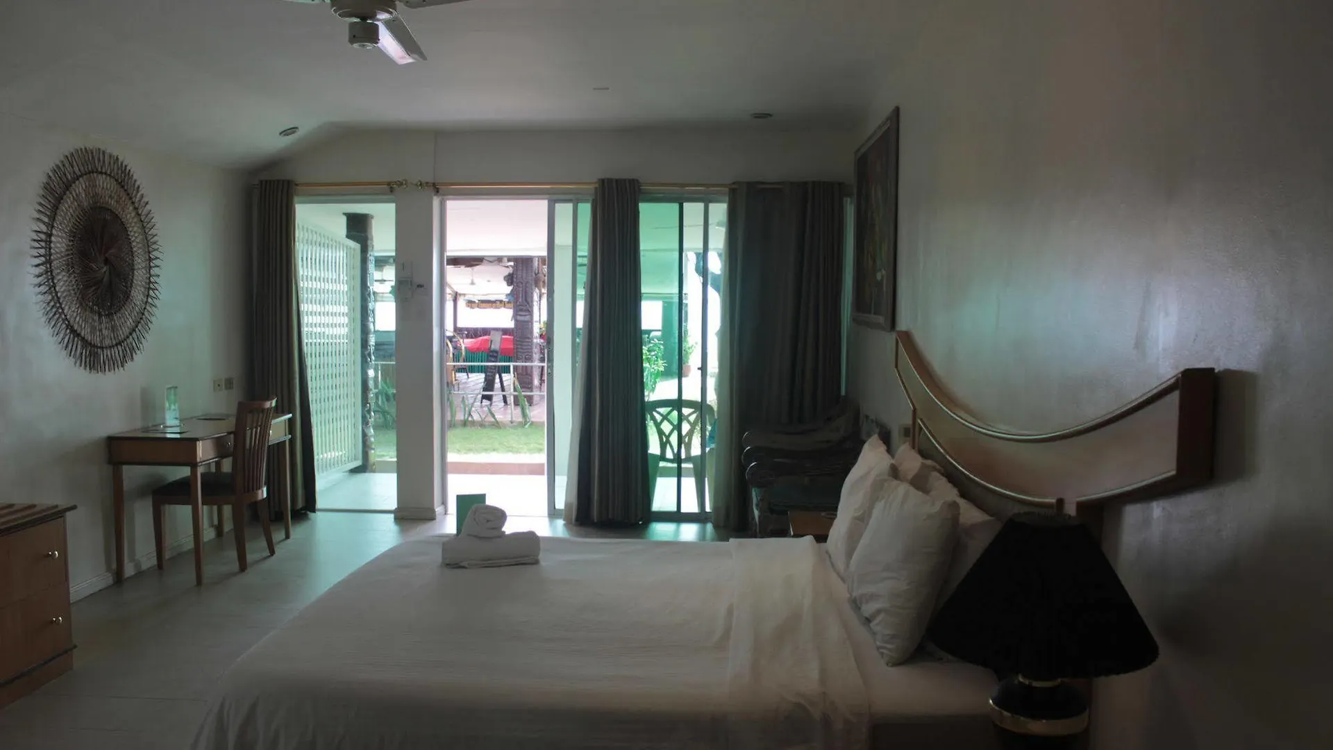 Wild Orchid Beach Resort Olongapo