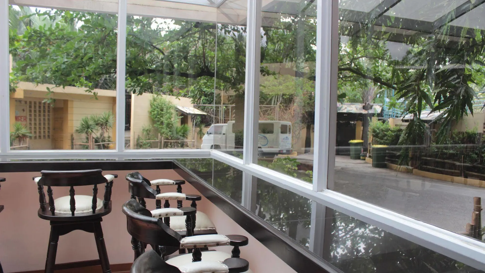 Wild Orchid Beach Resort Olongapo Philippines